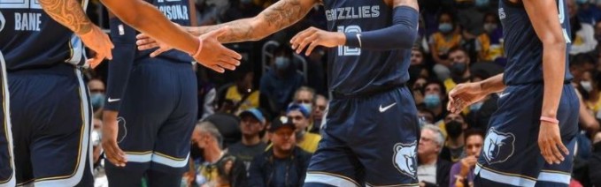  灰熊青年军爆冷击败卫冕冠军  