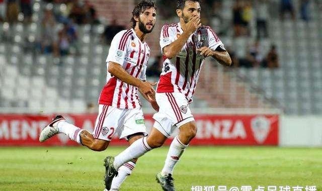  朗斯铁卫乌龙球葬送关键战役  