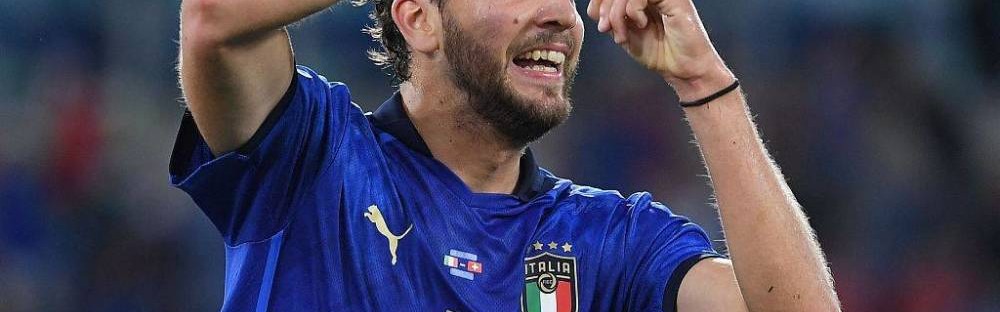  穆西亚拉梅开二度登顶射手榜首  