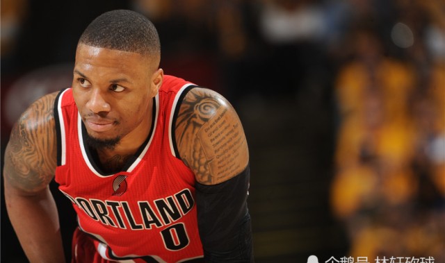  快船乔治关键罚球稳定军心，开拓者利拉德孤注一掷